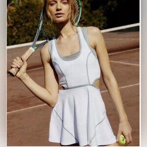 NWOT Free People Give It a Whirl Set